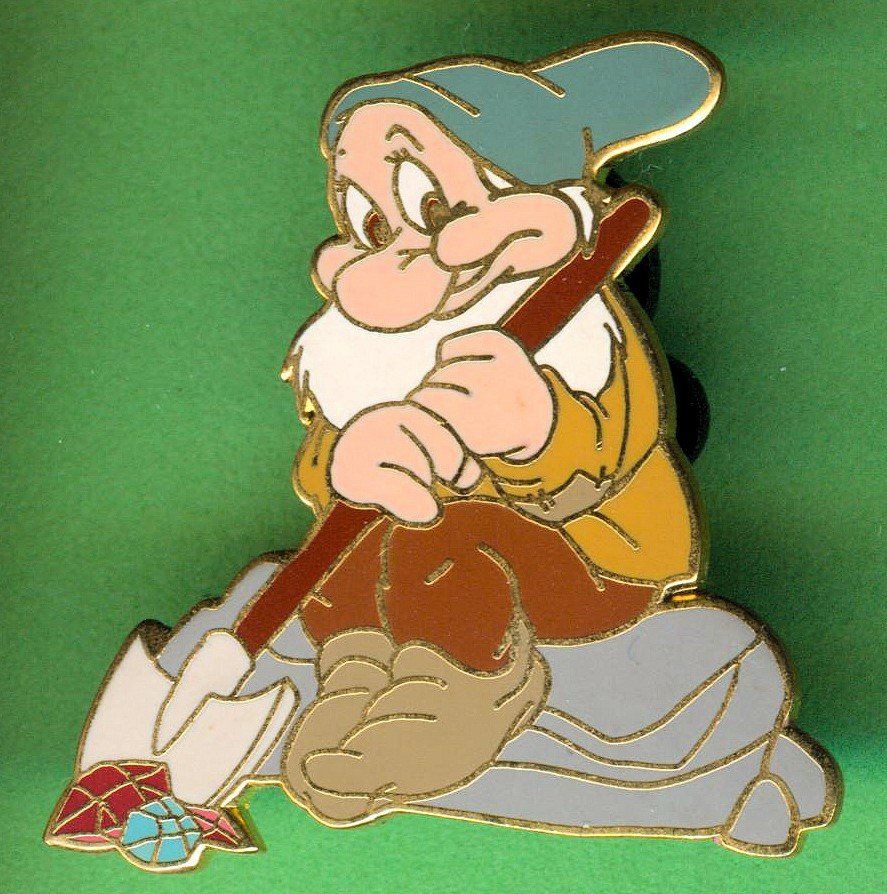 Disney Placchette & Badge: DISNEY  Zwerg  Schüchtere  – Usato da Winterthur venduto da Sammleroase