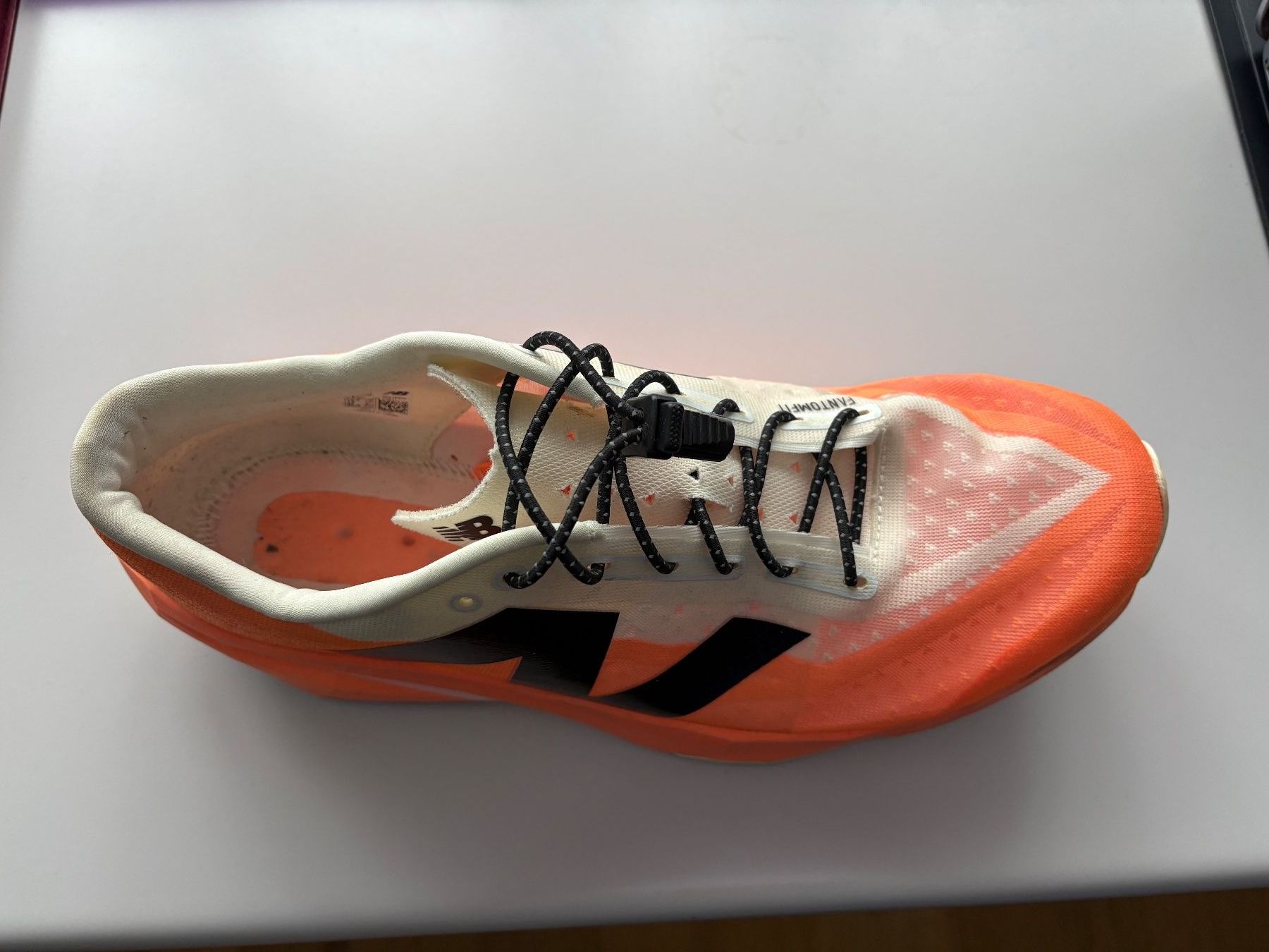 New Balance Scarpe da uomo: NEW BALANCE Laufschuhe Grösse 47 – Usato da Marbach LU venduto da Frantisek