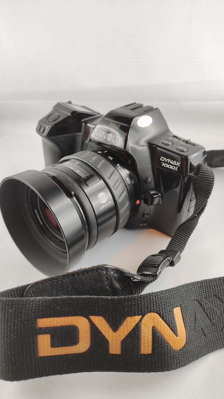 Minolta Fotocamera: Minolta Dynax 7000i analog Kamera mit Blitz – Usato da Kreuzlingen venduto da Seto18