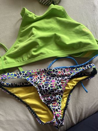 Arena Badeanzug Damen Grösse S M bunt neon gelb