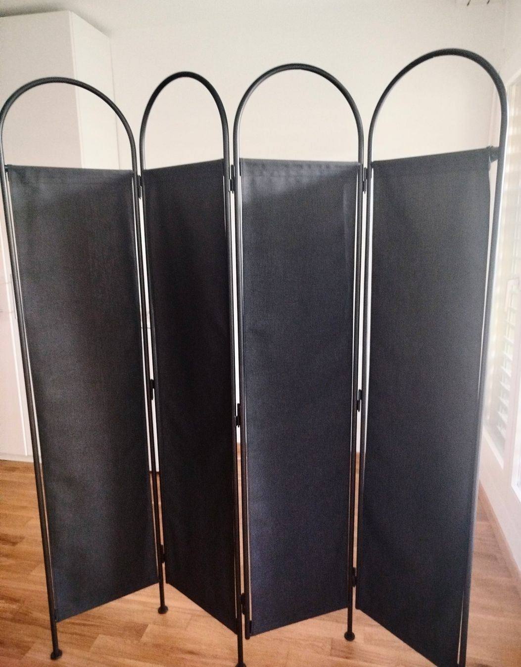 Ikea Paraventi: Raumteiler Schwarz wie Neu – Usato da Trimbach venduto da lysy507777