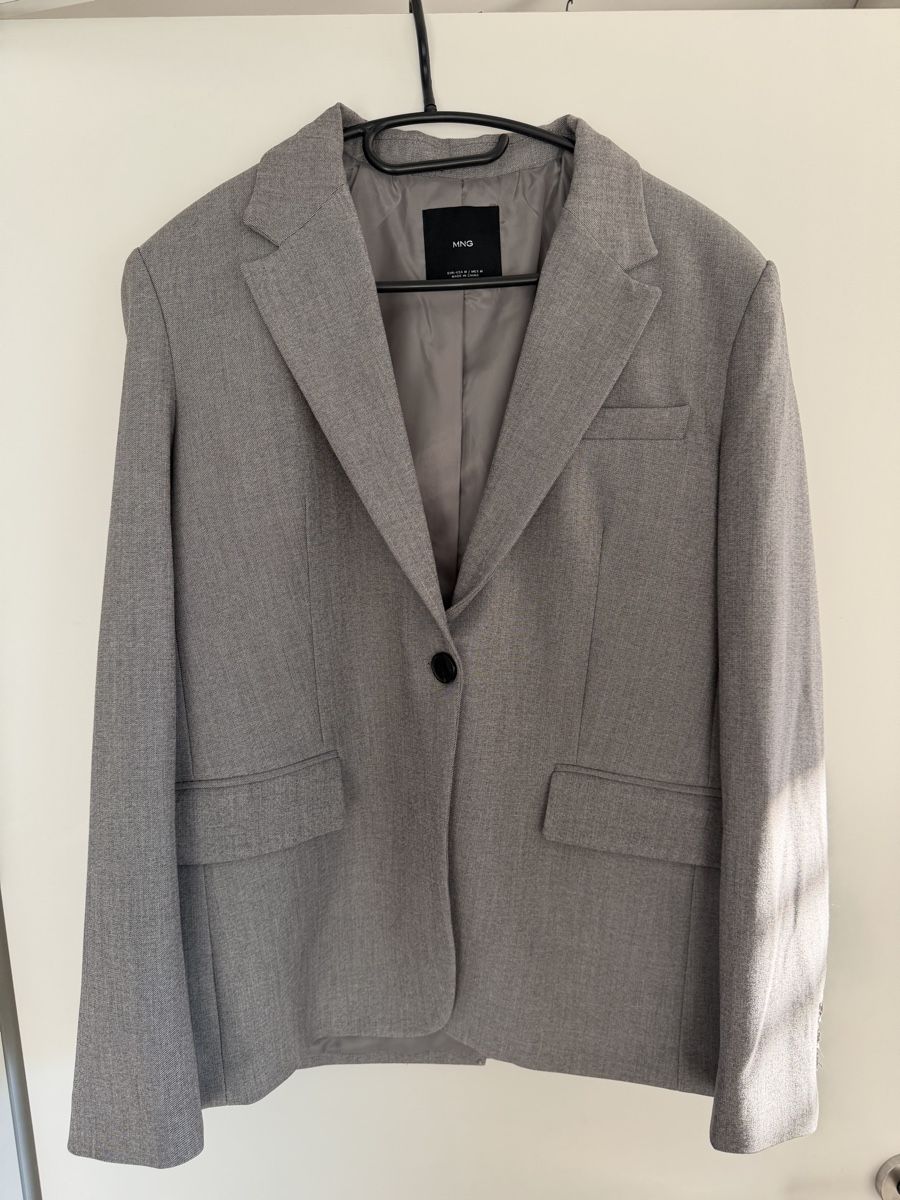 Mango Ensembles & Tailleurs: Mango Blazer grau, Grösse M – D'occasion à Dietikon par schultealina__