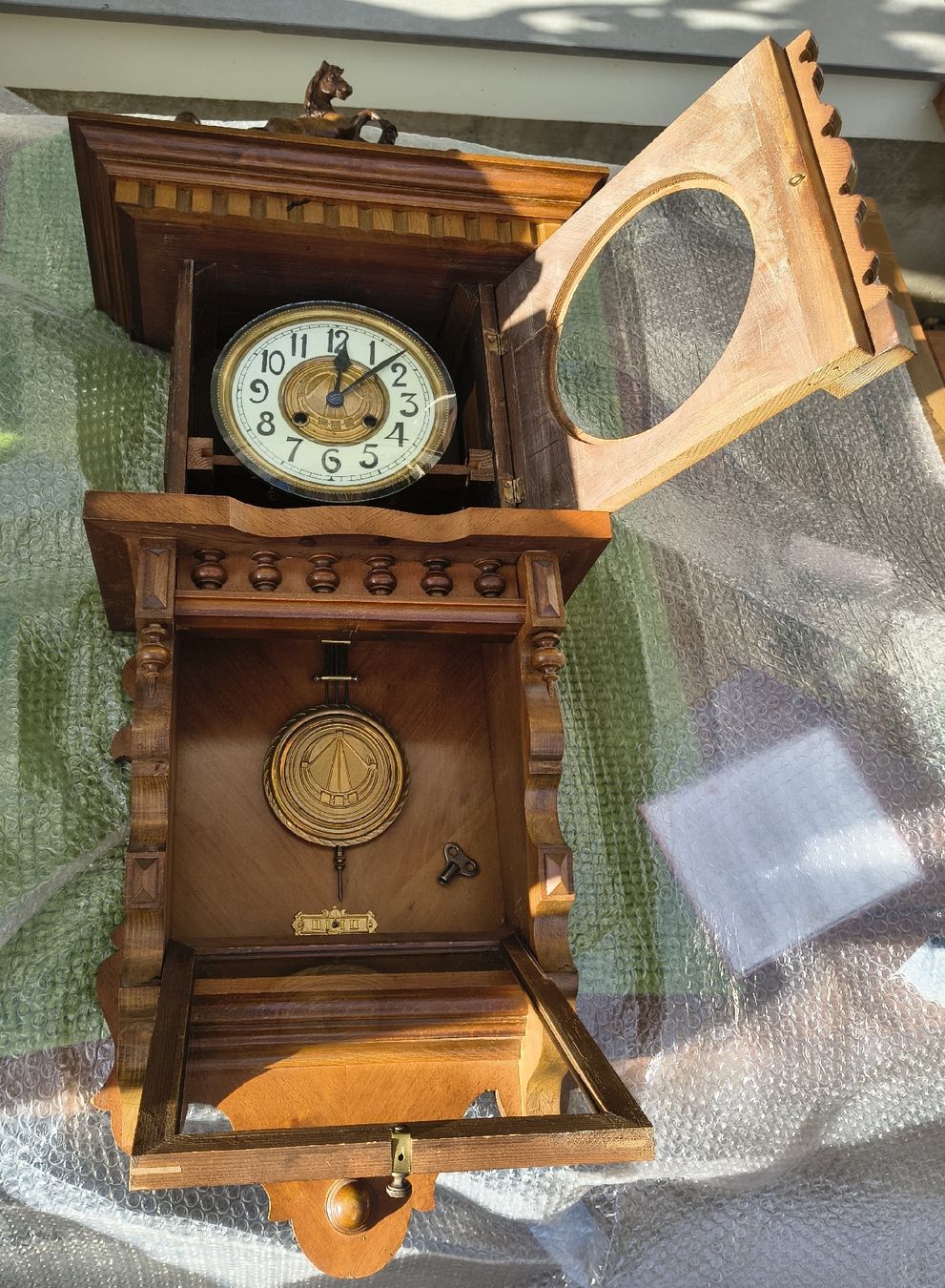 Montres: Antike Wand Pendeluhr – D'occasion à Windisch par Land.Ei 1