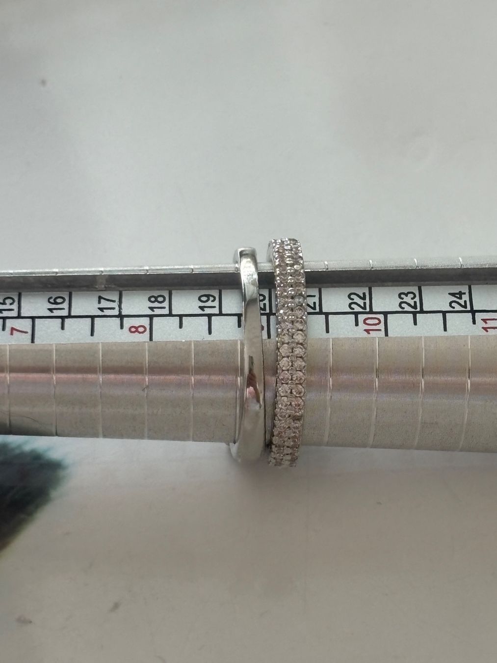 Anelli: Luxus Elegante Gr.19/9 Duo Ring Memoire Farbe : Silber – Nuovo (secondo la descrizione) da Biel-Bienne venduto da Roserosse13 7