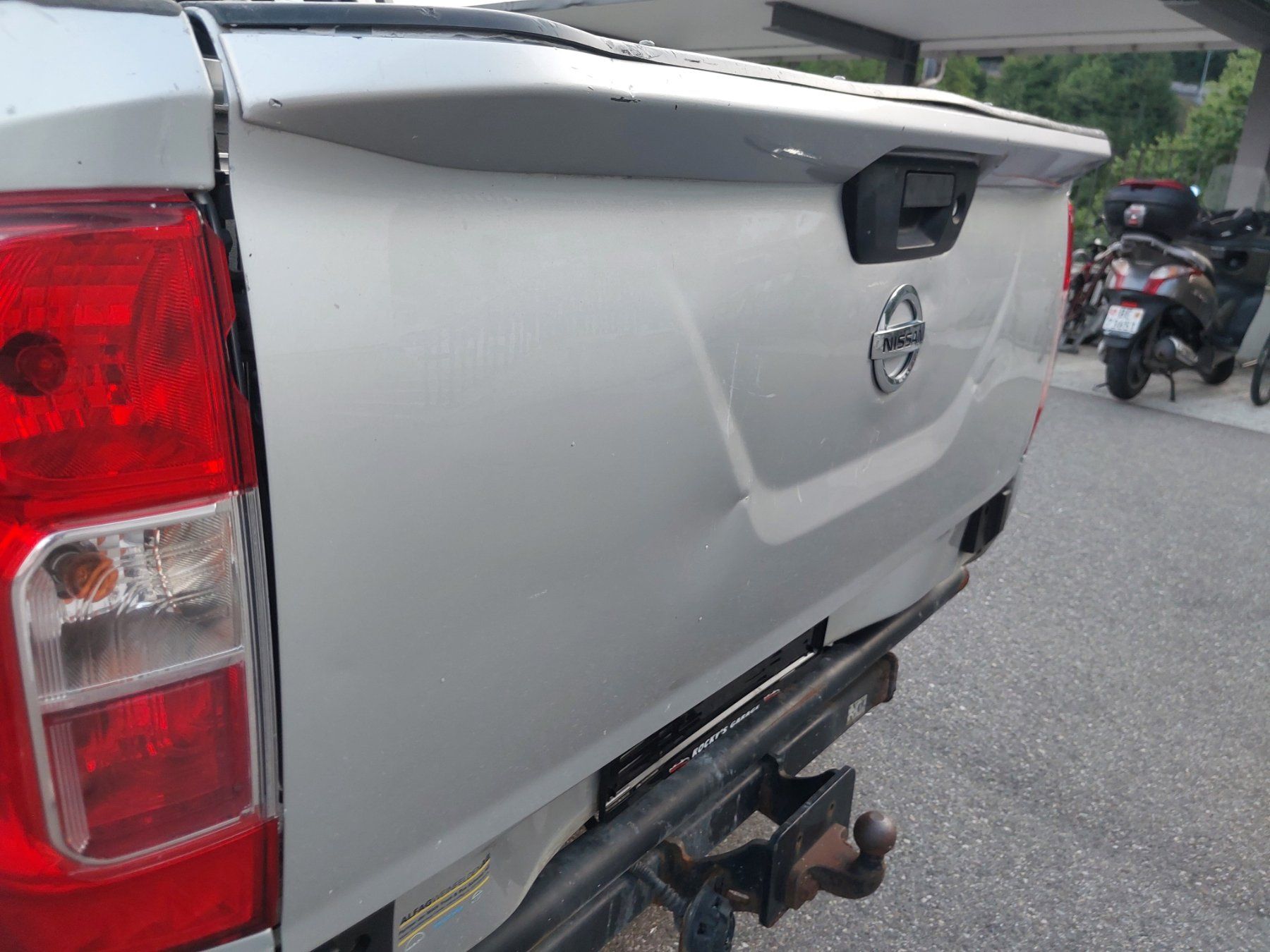 Nissan Autos: Nissan Navara 2.3 dCi Double Cab – D'occasion à Spiez par Cobra_Daytona 8