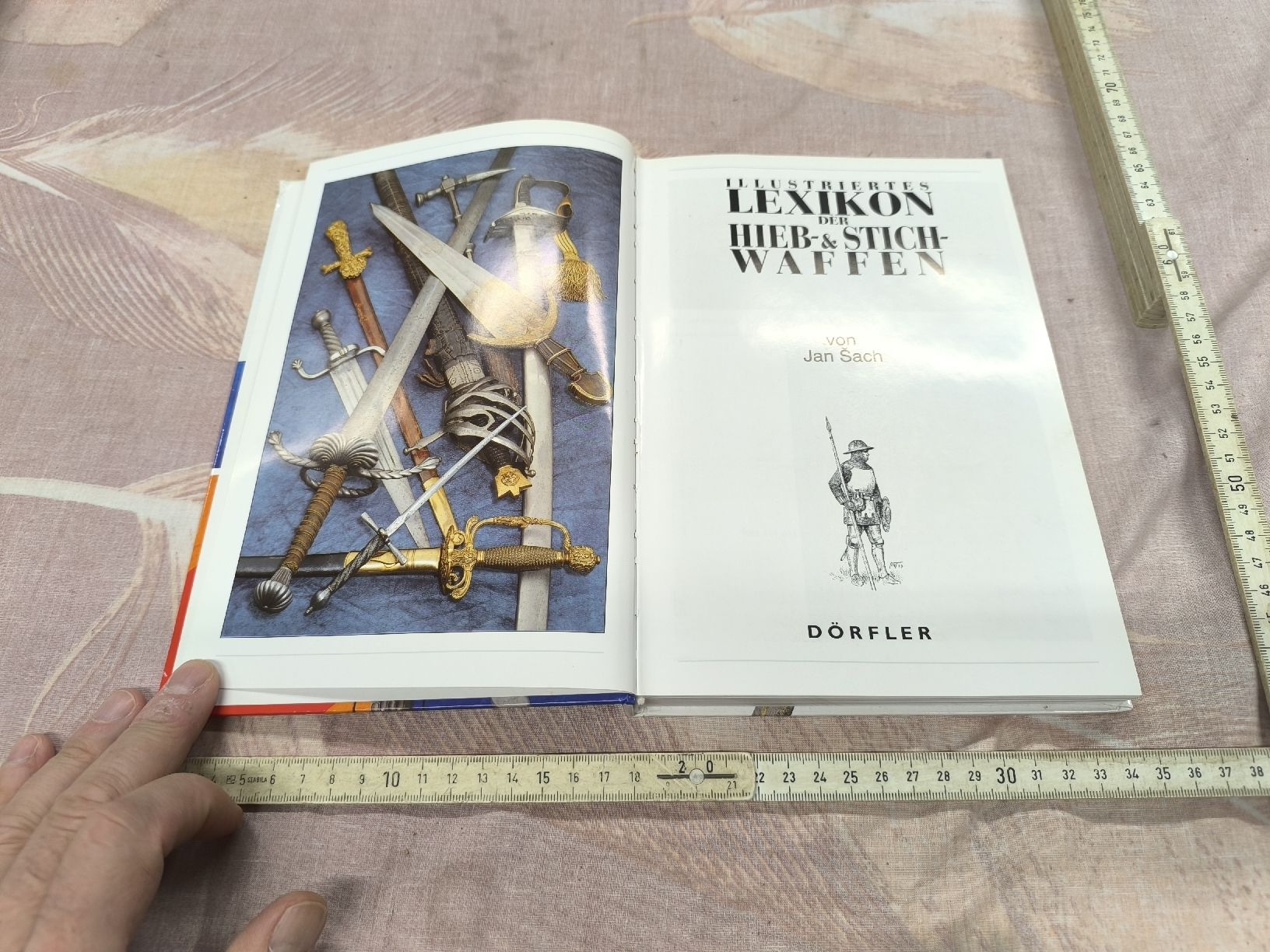 Libri: BUCH..Lexikon der Hieb & Stich-Waffen – Usato da Cama venduto da anto_a 2