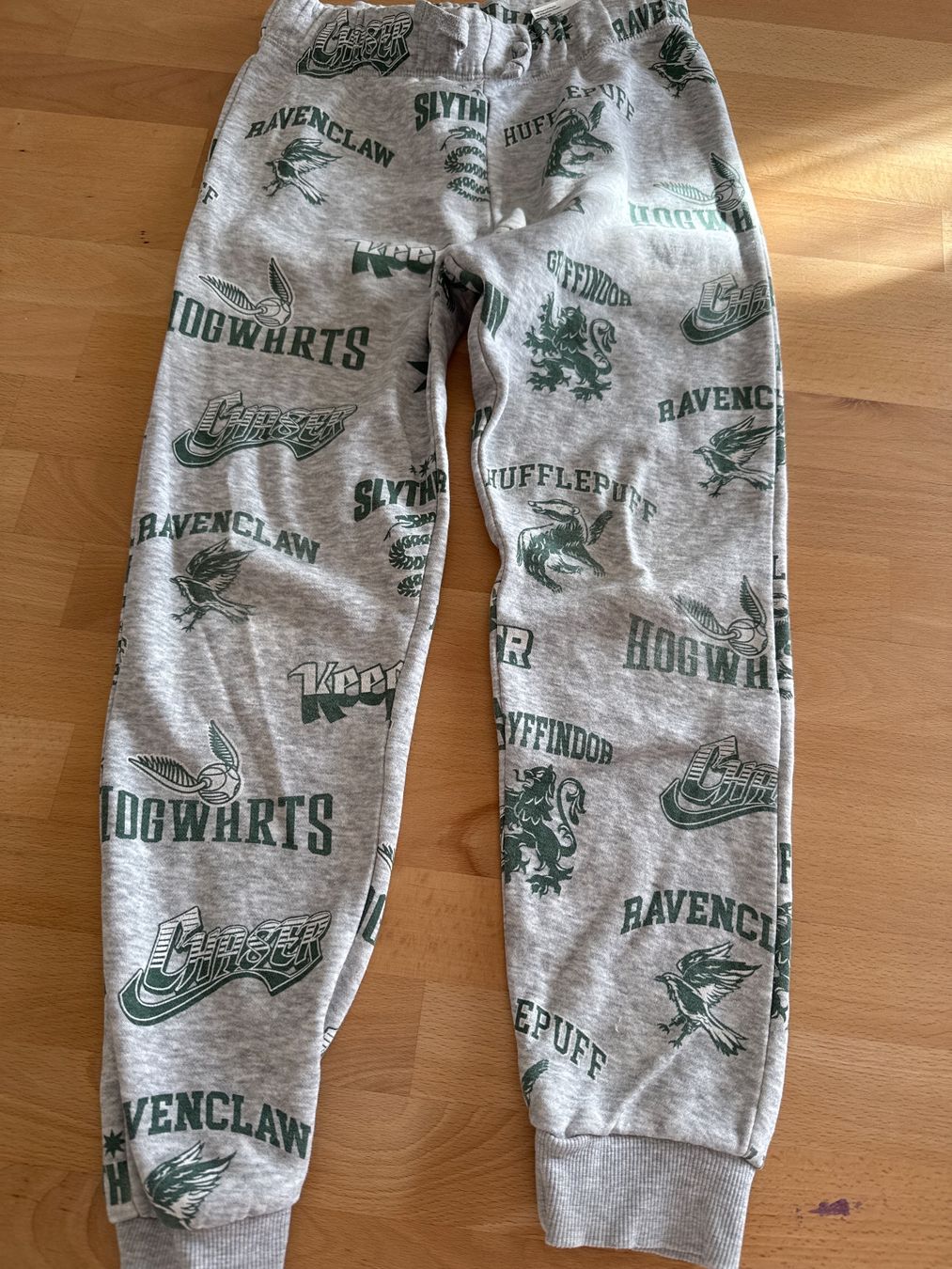 H&M Lotti & Set di vestiti: Set Harry Potter Gr. 134 – Usato da Zürich venduto da Lucinka21 3