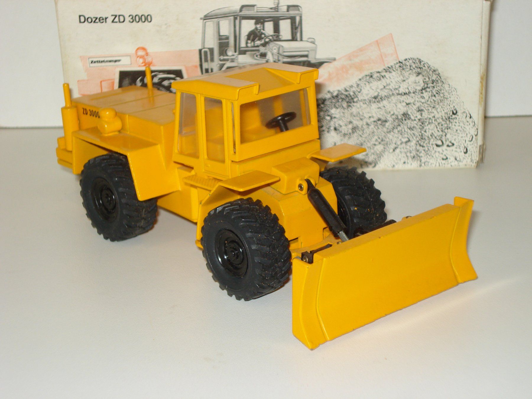 Kit di modellismo & Modellini statici: ZETTELMEYER ZD 3000 Raddozer – Nuovo (secondo la descrizione) da Mitlödi venduto da worker04 4
