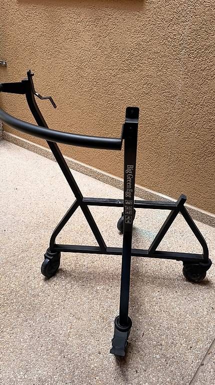 Accessori per grill: Big Green Egg Rollwagen mit integriertem Griff  Large – Usato da Twann venduto da dieberaterin 1