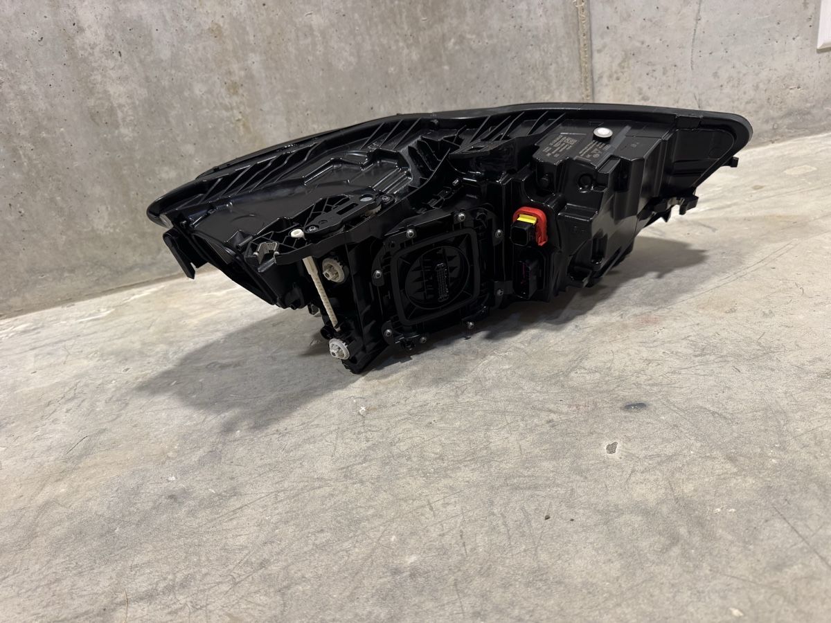 Audi Fari: Audi A6 C7 Facelift Matrix LED Scheinwerfer links – Usato da Märstetten venduto da hlacika88 2