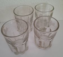 4 Flühli-Trinkgläser mit Rebenätzung ca. 1900