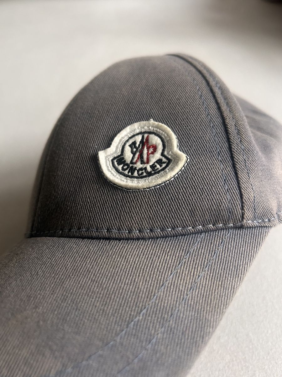 Moncler Copricapi, berretti & cappellini: Moncler Mütze – Usato da Epalinges venduto da jonas_trt 4