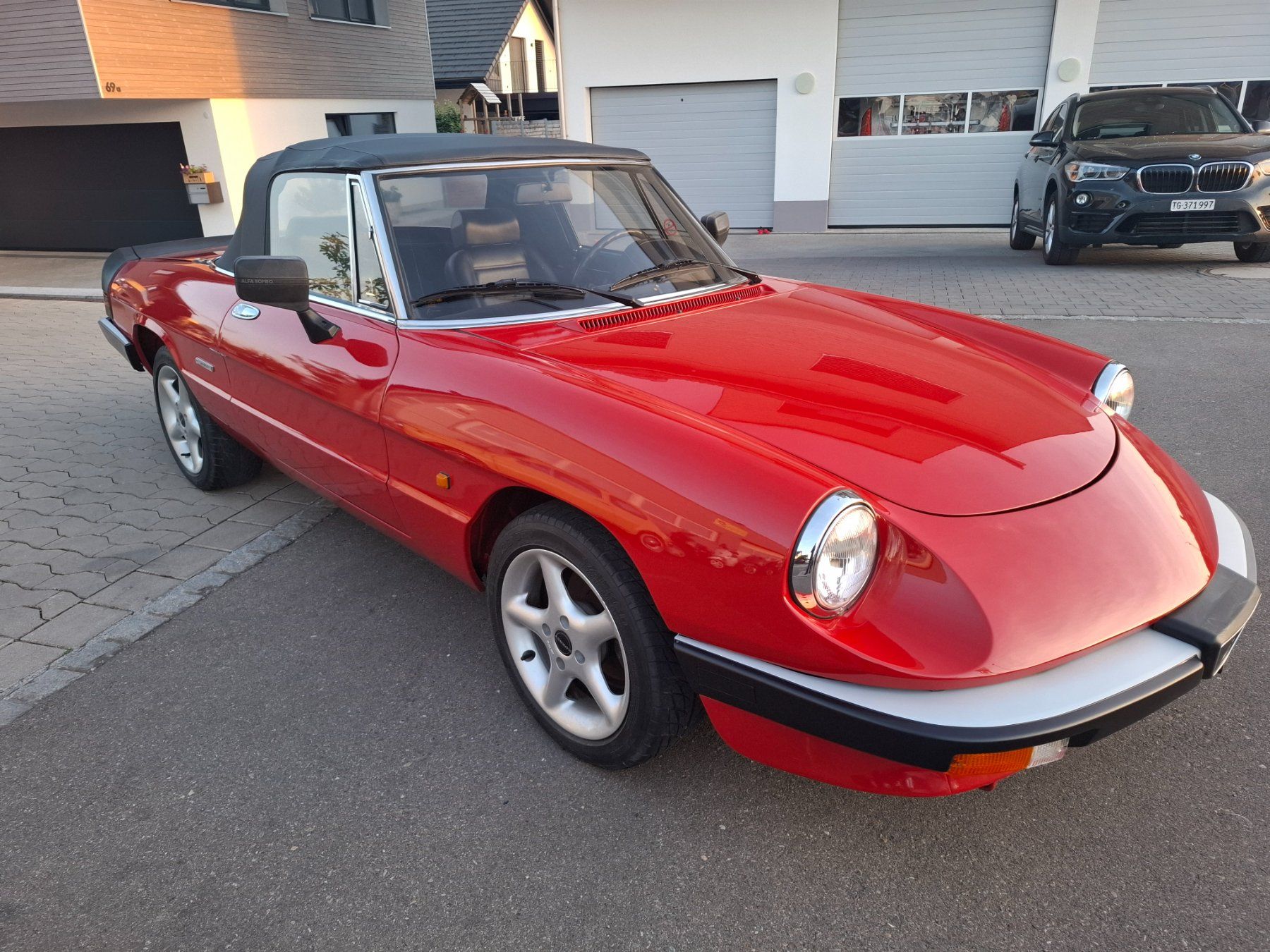 Alfa Romeo Autos: Alfa Romeo Spider 2.0 aus 1987 – D'occasion à Hefenhofen par Garage_Barone 2