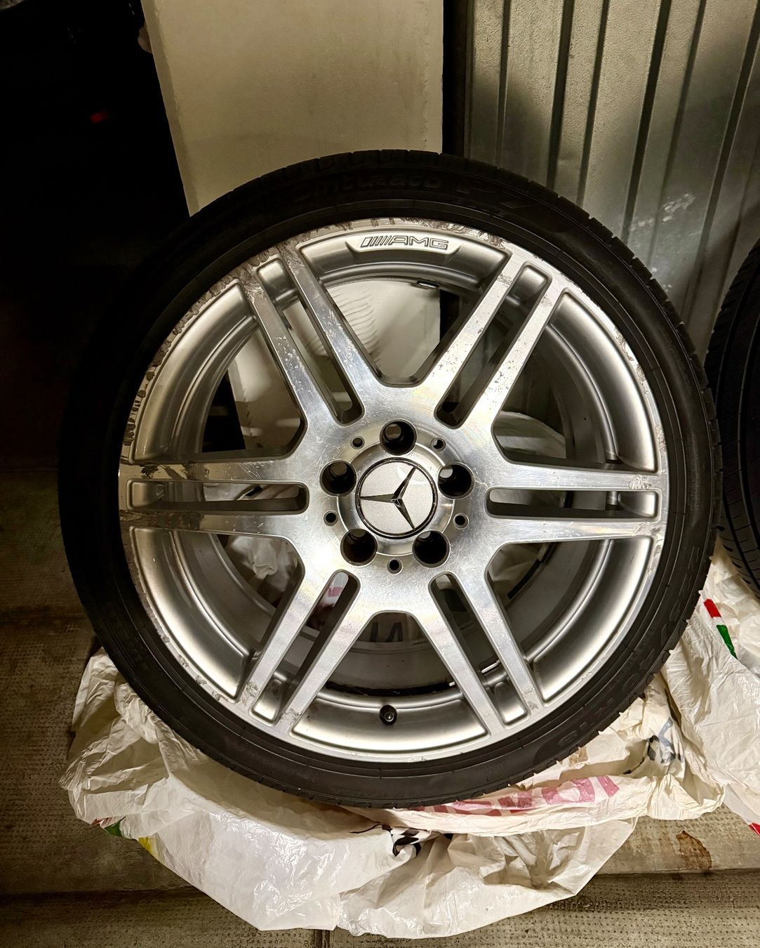 Pneumatici & Ruote complete: Roues  AMG 18´ Mercedes Benz – Usato da Meyrin venduto da oabr 5