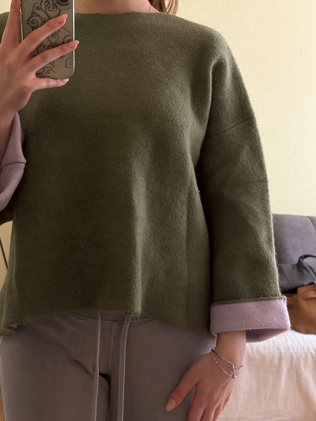 Zara Pullover & Sweatshirts: Grüner Pullover ZARA – Gebraucht aus Basel von pau_w9yw 1
