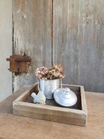 Kleine Aluminium Dose mit Deckel & getrocknete Rosen
