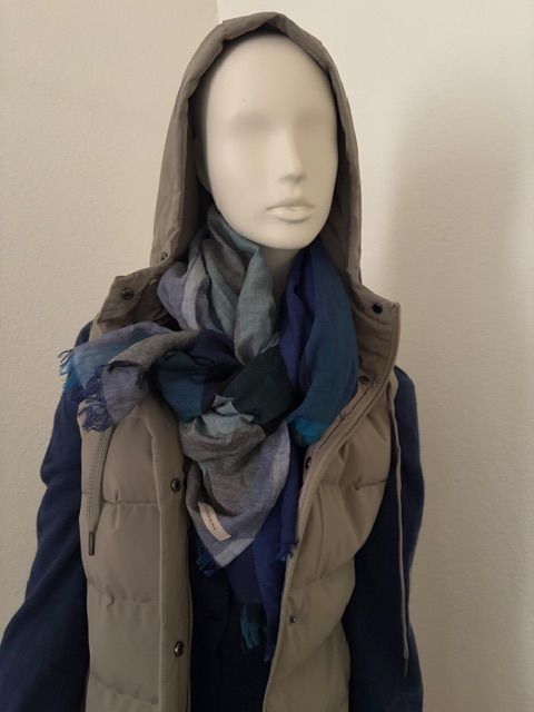 Gilet & Giacche senza maniche: Long Gilet Gr. M, NEU! – Nuovo (secondo la descrizione) da Walenstadt venduto da ricamul 2