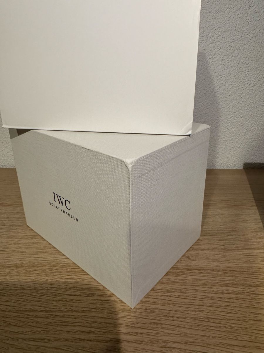 Boîtes de montres: IWC Uhrenbox – Neuf (Voir description) à Ebikon par aktsmrt 3