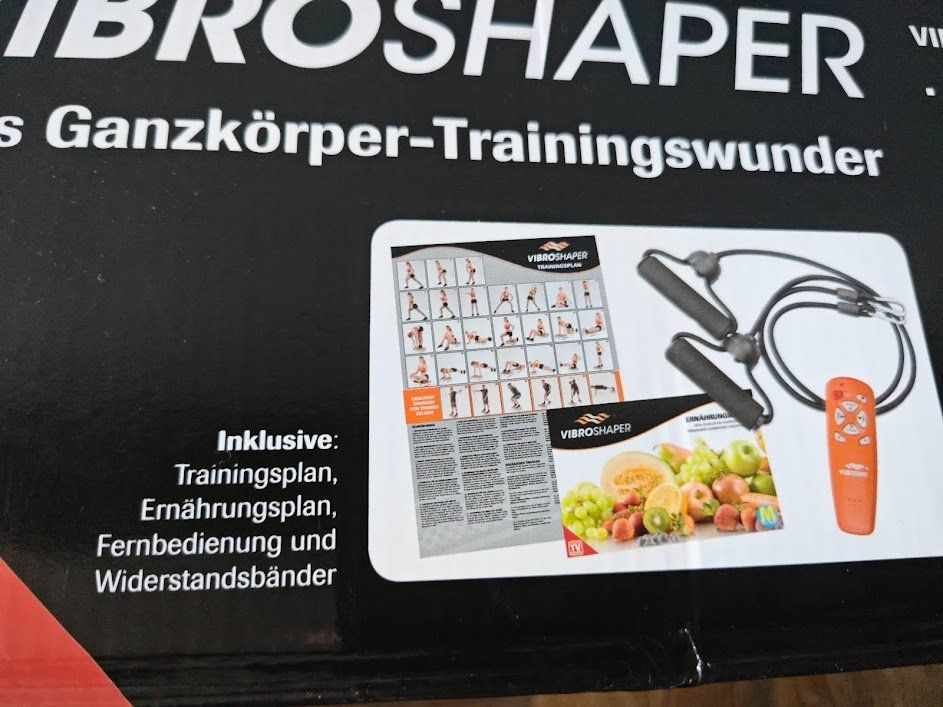 Vibroshaper Hometrainer: NEU Vibro Shaper Trainingsgerät Vibration Platform – Nuovo e nell'imballaggio originale da Toffen venduto da tara987 6