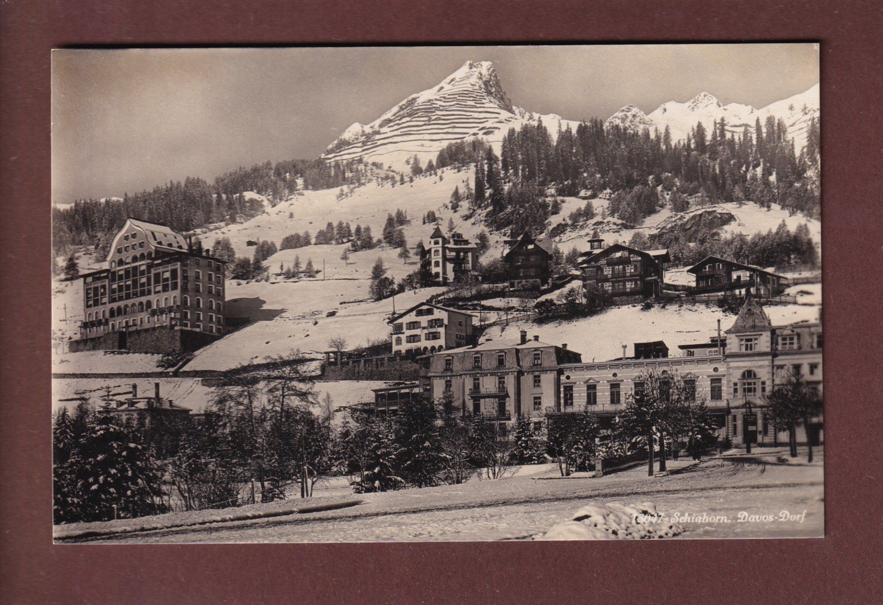 Cartoline postali: DAVOS-DORF - Schiahorn – Usato da Pully venduto da nicecards