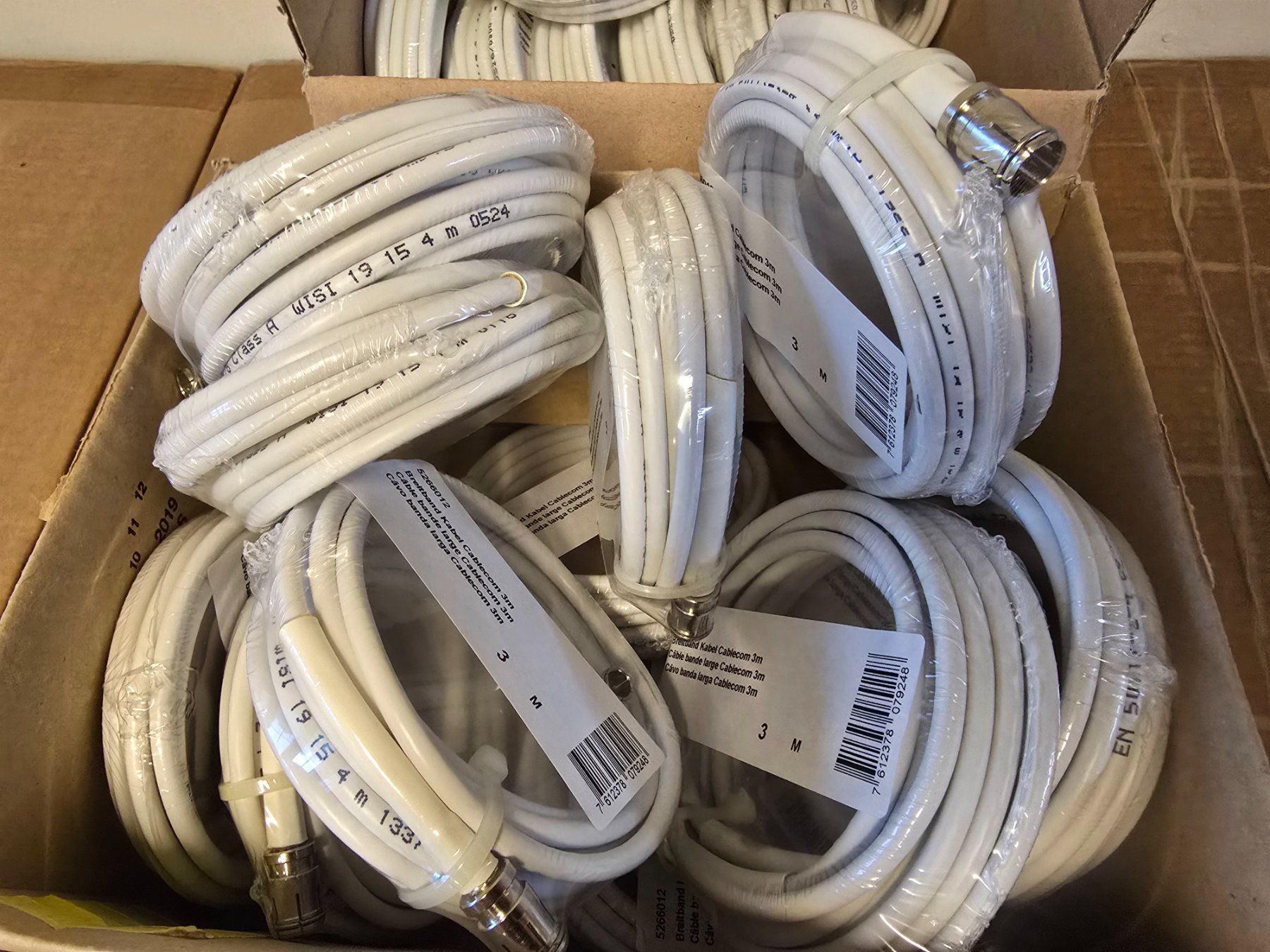 Cavi: Posten neuer Breitbandkabel Cablecom div. Längen ab 1.- – Nuovo e nell'imballaggio originale da KRINAU venduto da Mio_Liqstyle 3