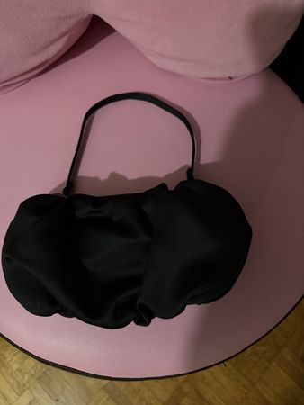 Sac à main noir satiné  Été Giorgio Armani