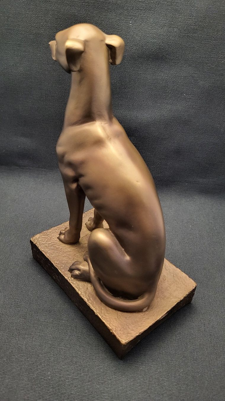 Figuren: Windhund-Figur – Gebraucht aus Basel von spinne02 6