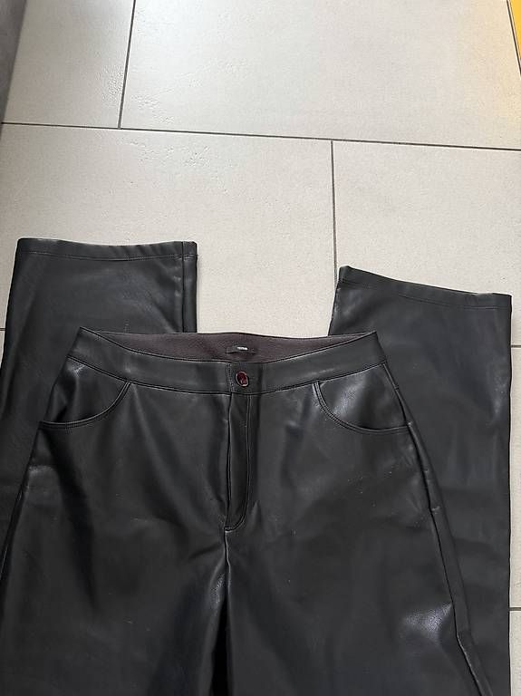 Pantaloni: Pantalone di pelle Tezenis – Nuovo e nell'imballaggio originale da Tenero venduto da loa_7m8d 1