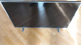 Philips 43 Zoll '43PUS6703/12 4K/HT TV, Ambilight