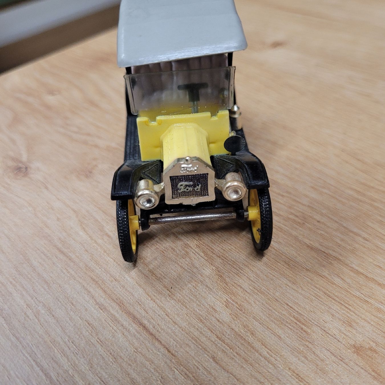 Ford Modellini d'auto: Modellautos Ford – Usato da Reichenburg venduto da AK307 2