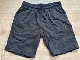 Shorts aus Baumwolle, topp Zustand, Gr. 116