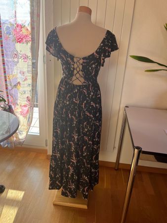 Maxi Kleid / Sommerkleid / Rückenausschnitt / Grösse S/M