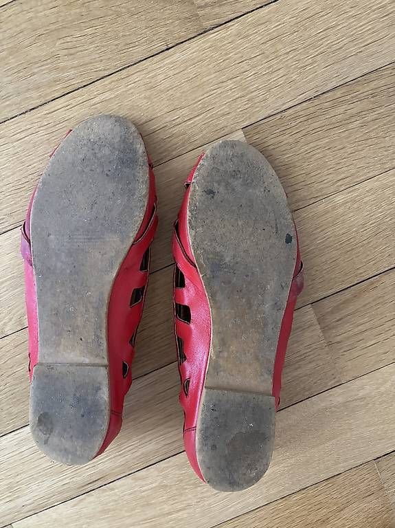La Garçonne Chaussures femmes: rote sandale la garçonne, grösse 38 – D'occasion à Zürich par au-re 1