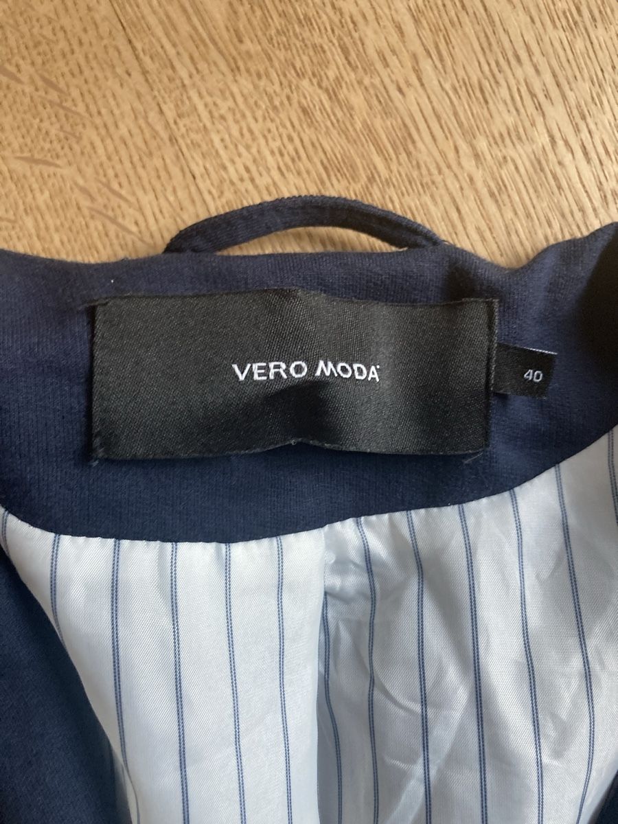 Boléros: Vero Moda Jacke – D'occasion à Zürich par san_qzr2 2