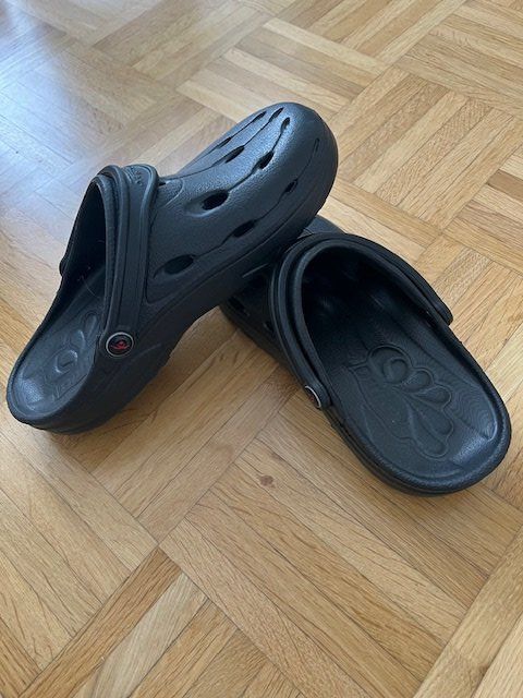 Scarpe da uomo: Bade - Latschen "Duflex" original Gr. 40 NEU! – Nuovo (secondo la descrizione) da Walenstadt venduto da ricamul 7