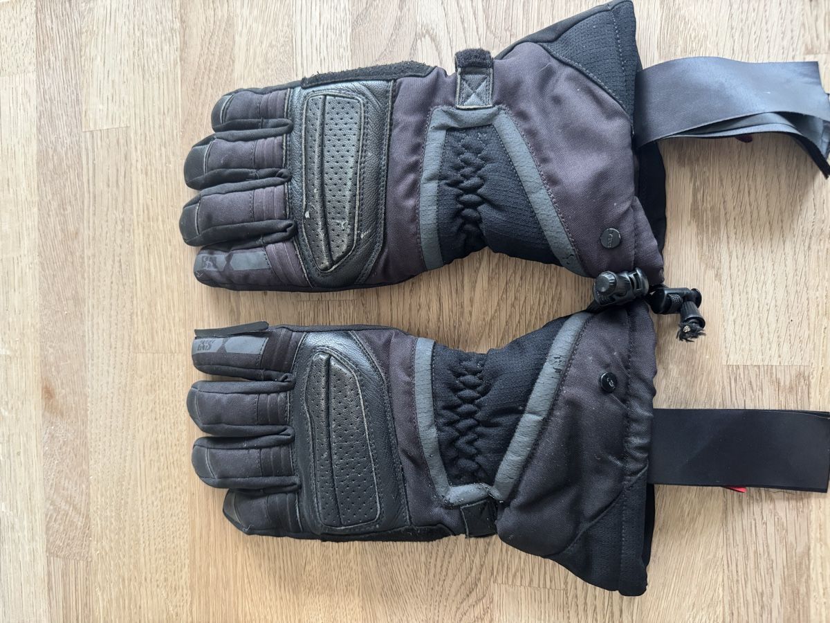 IXS Guanti & manicotti: Mottoradhandschuhe IXS. Gr. L – Usato da Hochdorf venduto da fla_hl9g