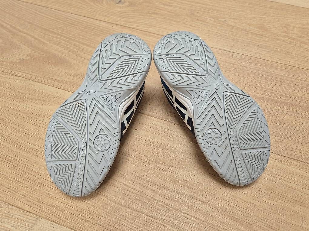Scarpe per ragazzi: Hallen-Turnschuhe Grösse 32-33 – Usato da Oberrohrdorf venduto da Hoto 1
