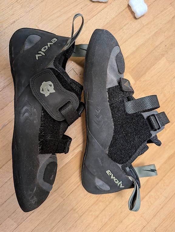 Scarpe da uomo: Kletterschuhe (Grösse 44) – Usato da Zürich venduto da phi_wb8h 4