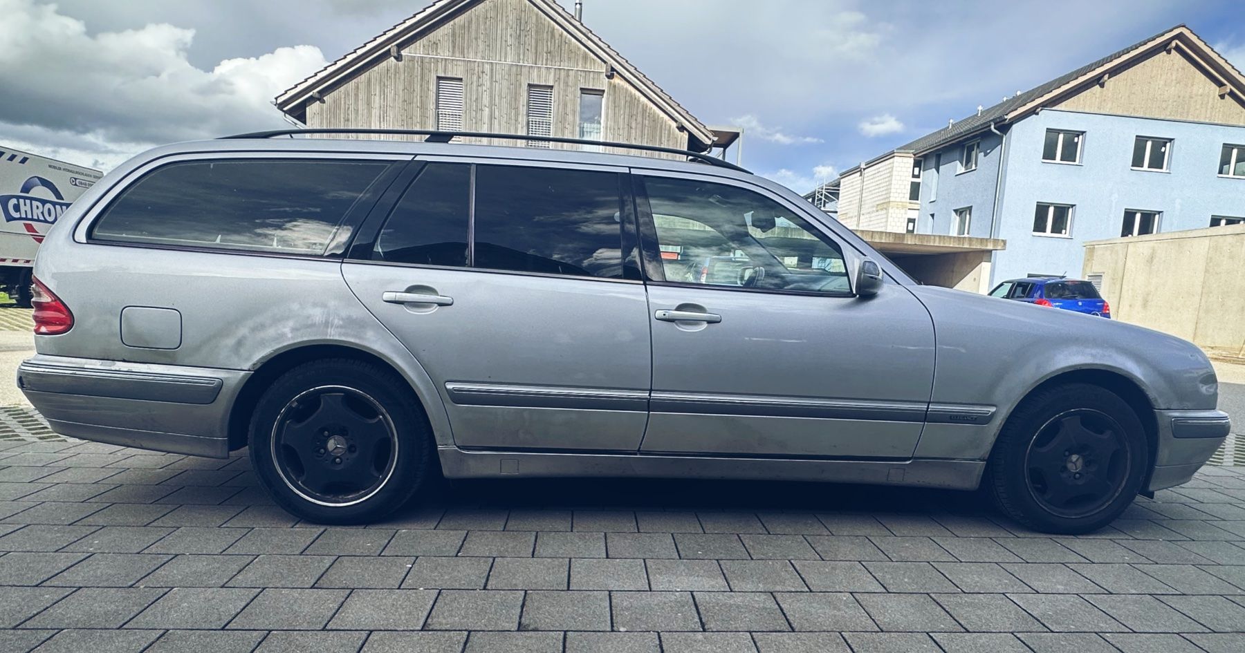 Mercedes-Benz Autos: Mercedes E270 CDI W210 Vollaustattung mit MFK – Gebraucht aus Bleienbach von  5