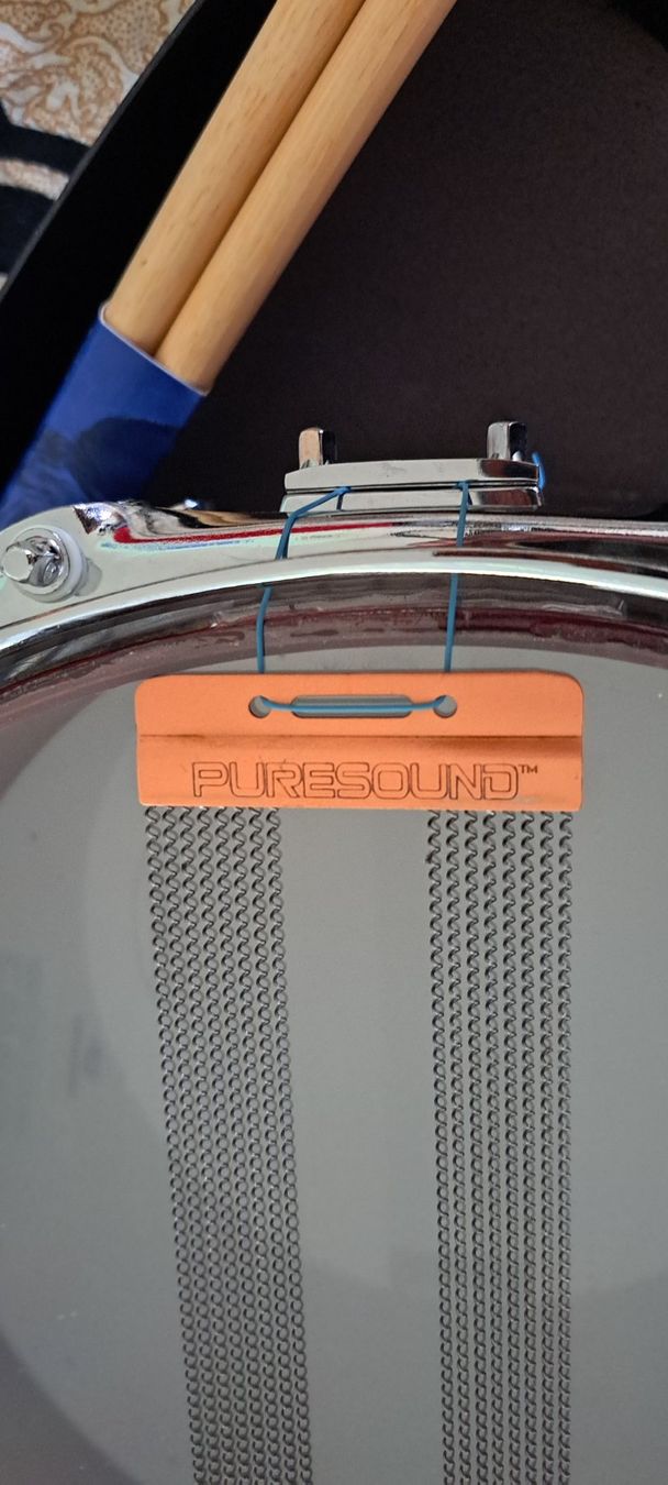 Strumenti musicali: Schalgzeug Snare Drum 14" Mahagoni mit Koffer und Sticks – Usato da Schlieren venduto da Rcaliforni 7