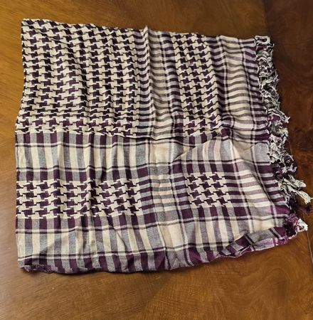 Arafat-Tuch / Kufiya – ca. 100 × 100 cm – Bordeaux, Beige