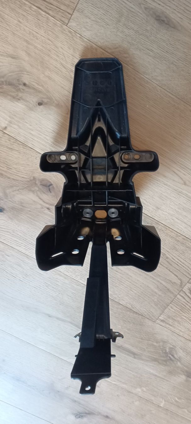 Tutti i ricambio per moto: Yamaha mt-07 Kennzeichenhalter – Usato da Lauerz venduto da tomu555 2