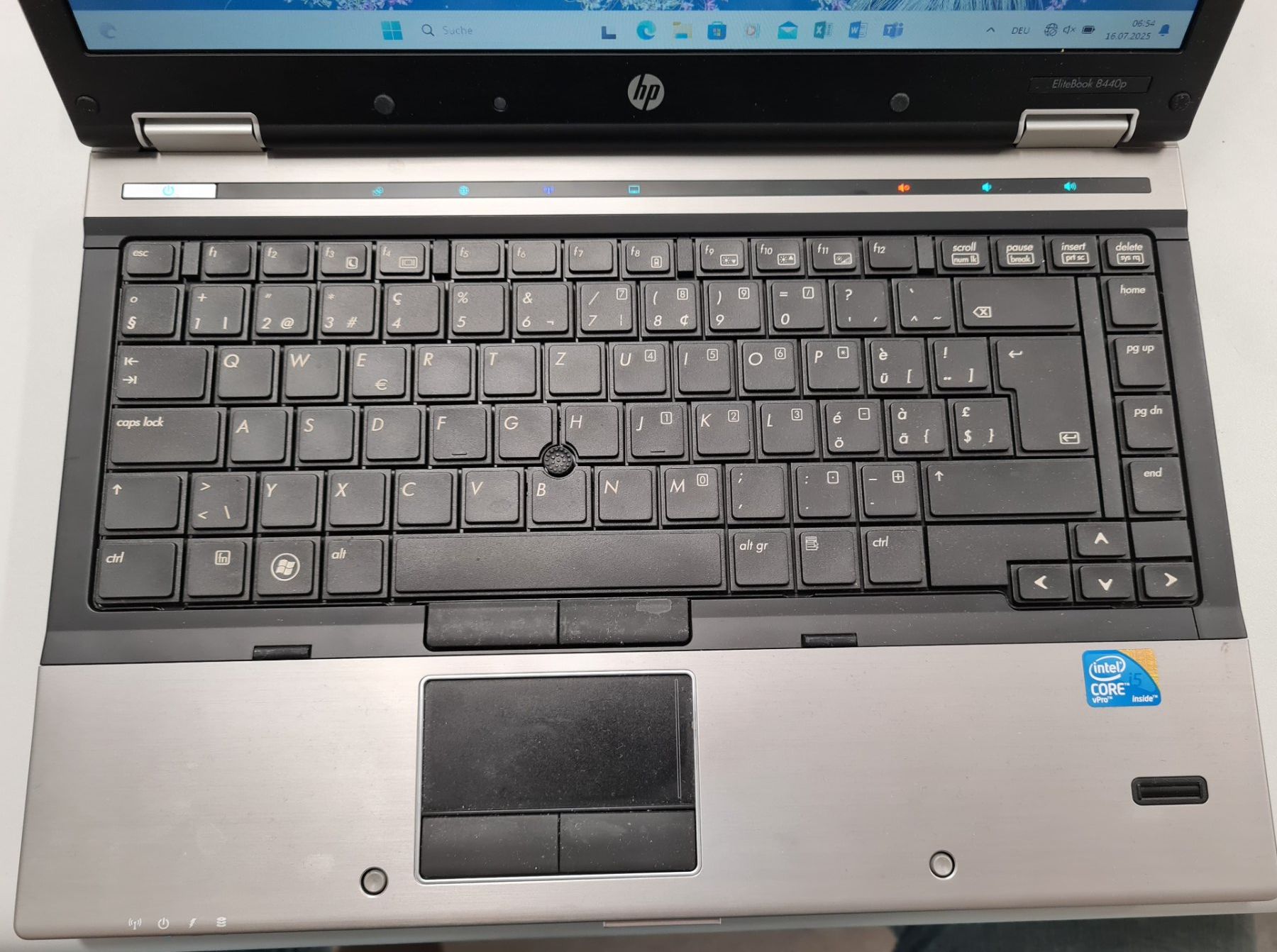 Hewlett Packard Notebook: HP 8440p 14" mit 240GD SSD, WIN 11 Pro Office 2019 ProPlus – Usato da Horw venduto da Arta20000 1