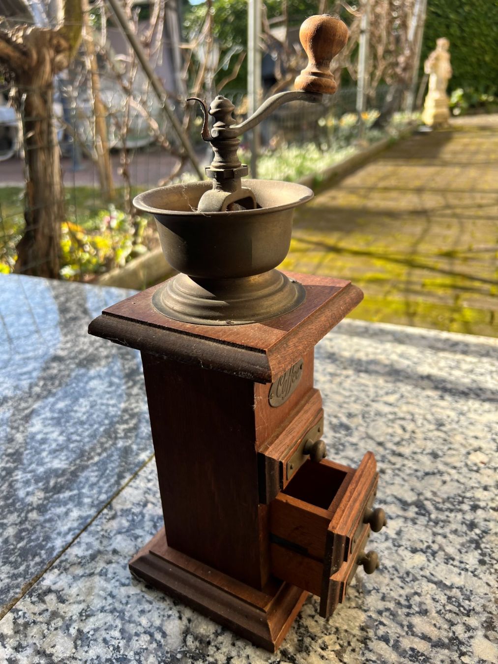 Macchine per caffè & Macchine per espresso: 2x Antike Keffemühle – Usato da Wettingen venduto da pozza01 3