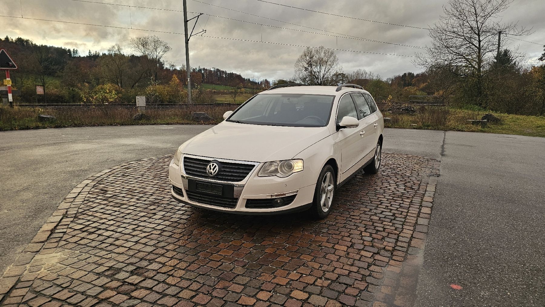 VW Automobili: VW Passat 2.0 TDI Automat – Usato da Wettswil venduto da Imran0 4