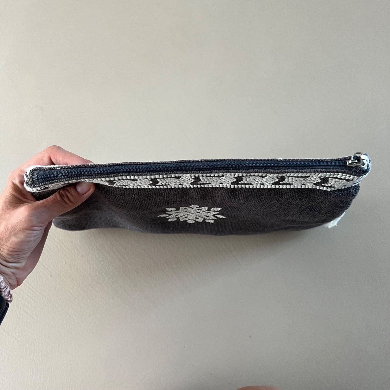 Borse da donna: STAR MELA Clutch 🤍 – Usato da Zürich venduto da ClosetQueen 6