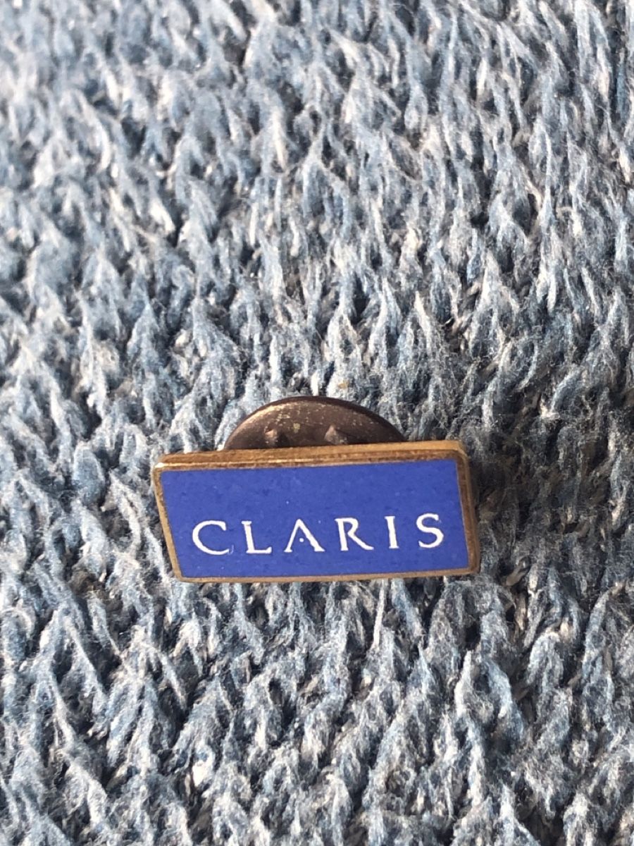 Placchette & Badge: Pin Claris – Usato da Balsthal venduto da Katzenfan99