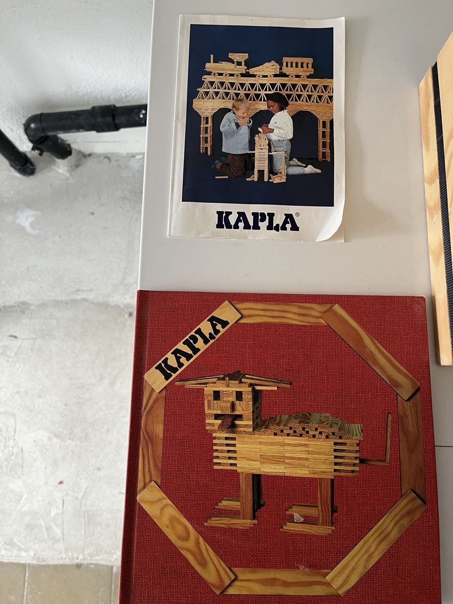 Kapla Kit di costruzioni: Kapla Holzbausteine  – Usato da Zürich venduto da papagella
