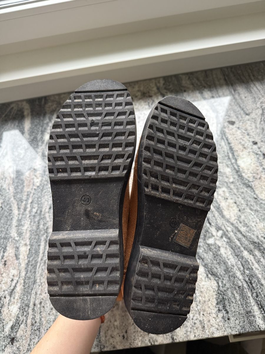 Scarpe da donna: Braune Chelsea Boots Wildleder-Optik  Gr. 40 – Nuovo (secondo la descrizione) da Hüttwilen venduto da sar_8gj7 3
