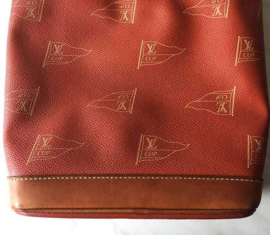 Louis Vuitton Taschen: Louis Vuitton Cup vintage Schmuckstück – Gebraucht aus Amlikon-Bissegg von SteHof